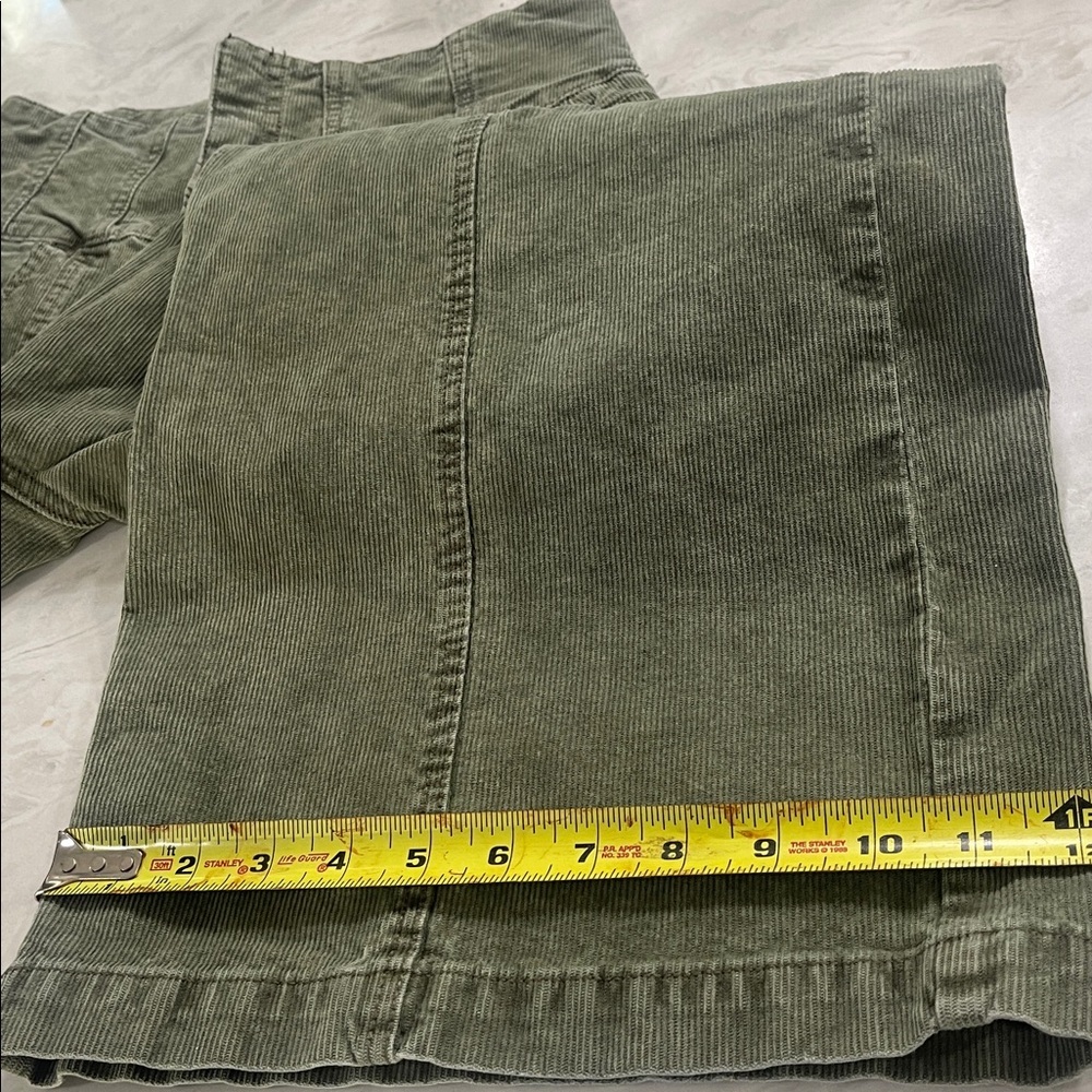American Eagle Corduroy pants Super Stretch high waisted wide leg olive green 8 - Picture 11 of 16